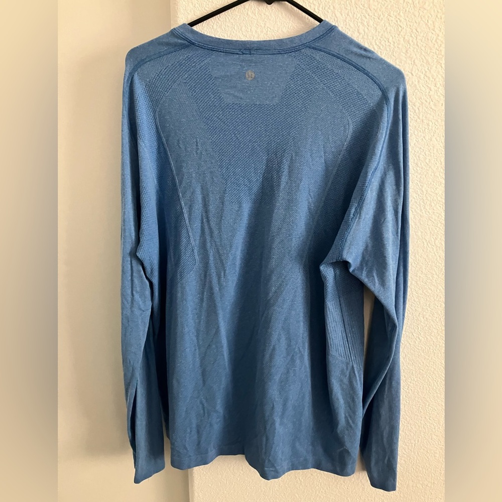 lululemon athletica Men's Blue Long Sleeve Hoodie